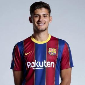 Nils (F.C. Barcelona B) - 2020/2021